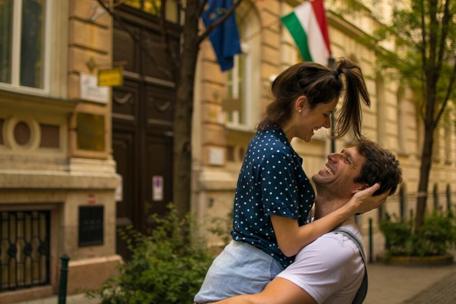 Budapest: Proposal Photos at enchanting Fisherman's Bastion - Preparing your partner so the moment stays natural