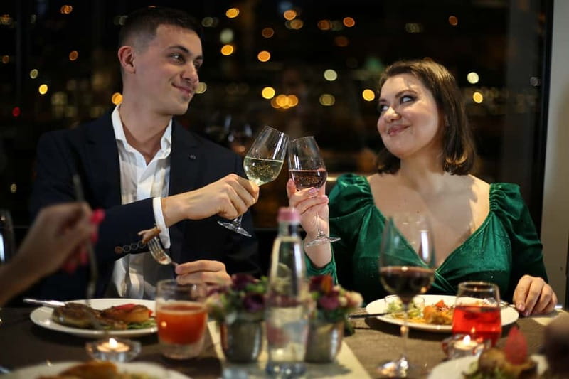 Budapest: Prosecco Dinner Cruise with Live Music - Why This Danube Cruise Feels Like a Shortcut to Budapest After Dark