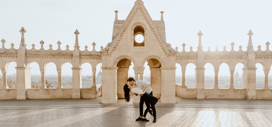 Budapest: romantic photoshoot at Buda's iconic sightseeings - Start where the views begin: Fisherman’s Bastion meeting point
