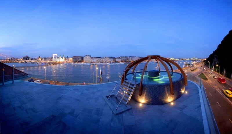 Budapest: Rudas Spa Entry with 3-Course Meal - Rudas Bistro 3-Course Meal with Coffee, Wine, or Champagne