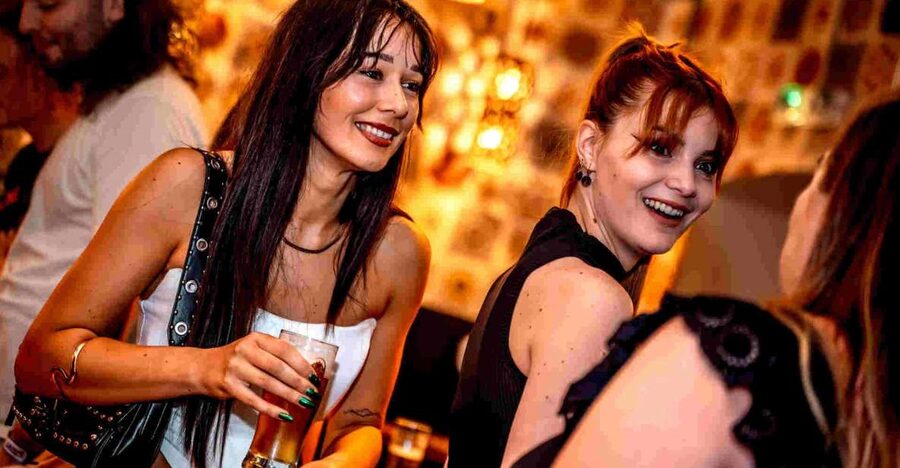 Budapest: Ruin Bar Pub Crawl with Entry Tickets - Key highlights you’ll feel fast