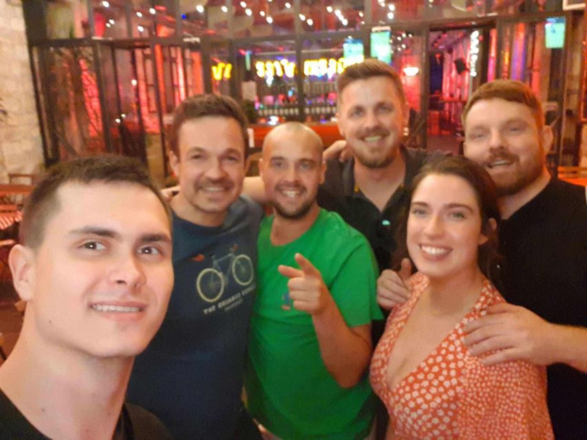 Budapest: Ruin Bar Pub Crawl with Entry Tickets - Getting Started at Becketts, Umbrella in Hand