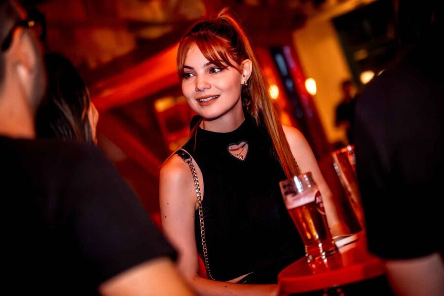 Budapest: Ruin Bar Pub Crawl with Entry Tickets - The Cocktails and Free Shots Part, How to Enjoy Without Overdoing It