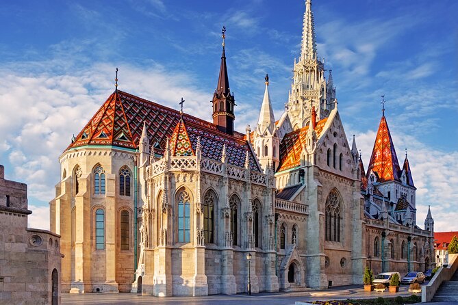 Budapest Scavenger Hunt and Highlights Self Guided Audio Tour - Outdoors only: good for sights, tricky for weather
