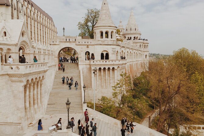 Budapest Scavenger Hunt and Highlights Self Guided Audio Tour - Who this scavenger hunt is best for