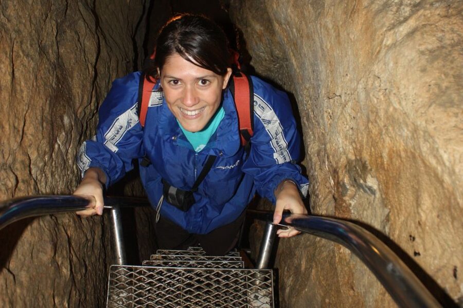 Budapest: Semlő-hegyi & Pál-völgyi Caves Guided Walking Tour - Key things to know before you go