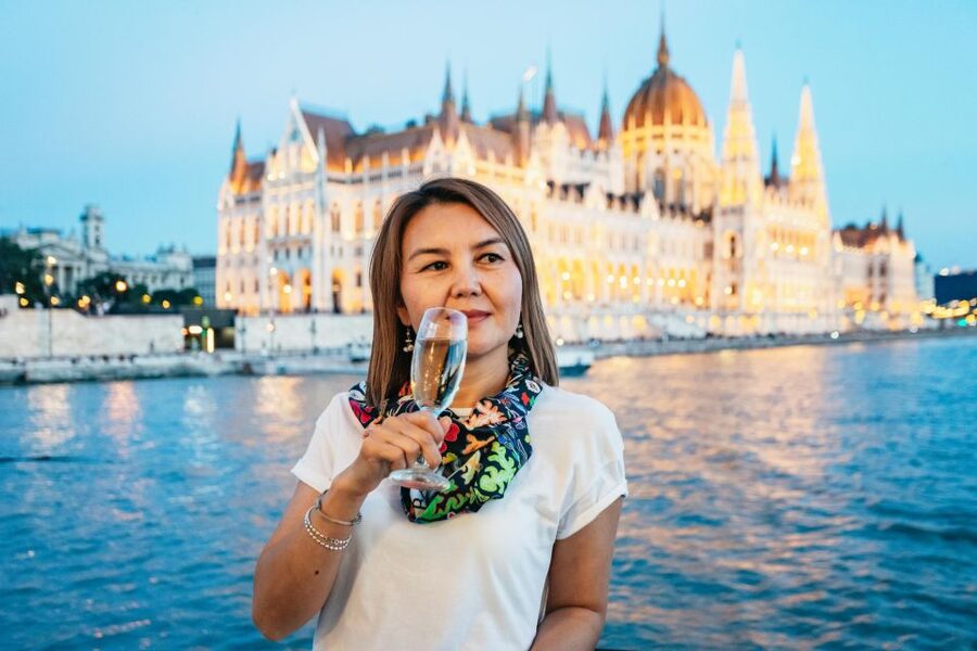 Budapest: Sightseeing Cruise on the Danube - The route at night: where the sightseeing hits hardest