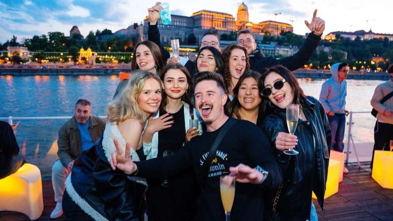 Budapest: Sip and Sail River Cruise with Unlimited Prosecco - What You Get Onboard: Drinks, Music, and Space for Photos