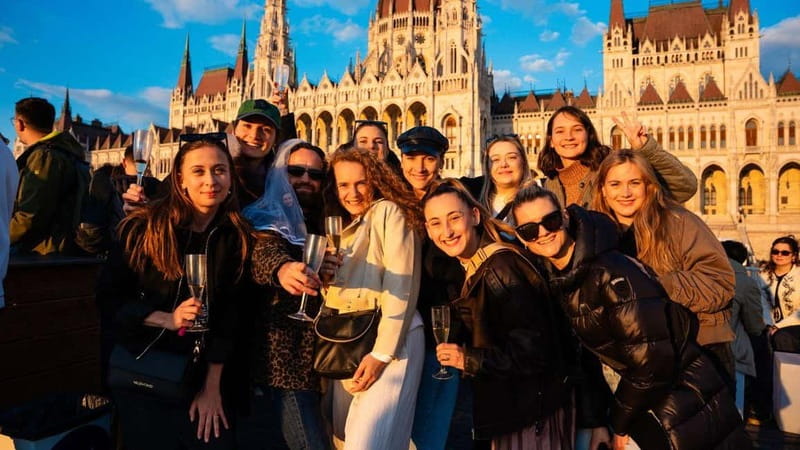 Budapest: Sip and Sail River Cruise with Unlimited Prosecco - The Danube Route, Stop by Stop: What You’ll See and Why It Matters