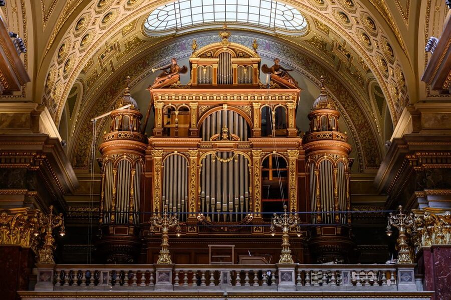 Budapest: St.Stephen's Basilica Grand Organ Concert Tickets - What to do right after: treasury relics and the Holy Dexter