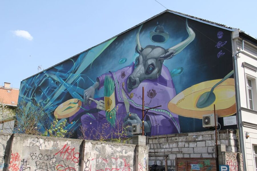 Budapest: Street Art Tour - Coffee at My Little Melbourne, then back out into the streets