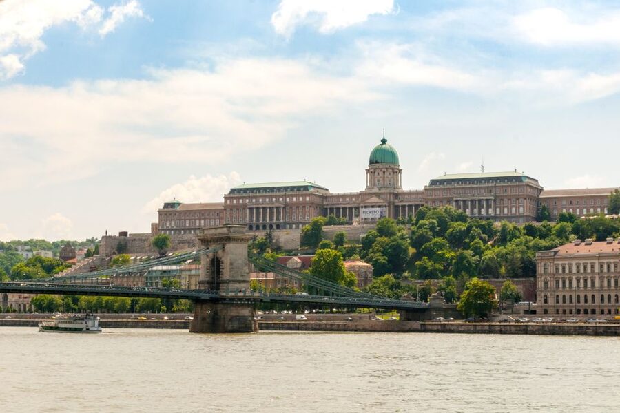 Budapest: Summer Brunch & Cruise with Prosecco or Cake - Price and value for what you actually get