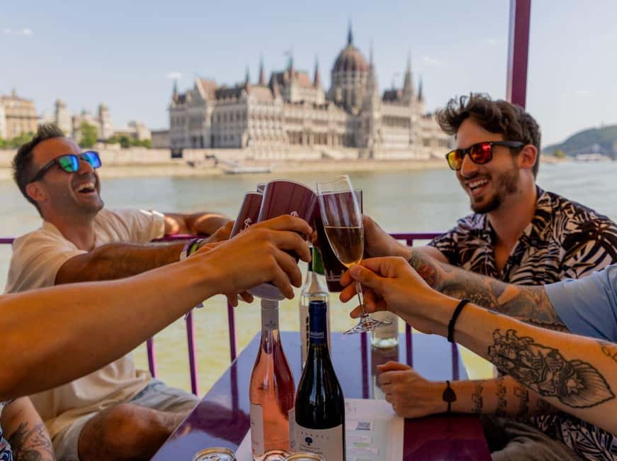 Budapest: Sunset Cruise with 2 Cocktails - Where to meet at Jane Haining rkp, near Elizabeth Bridge