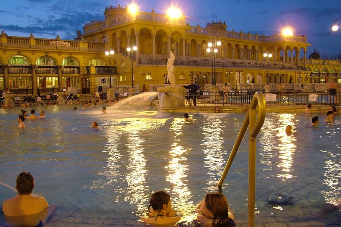 Budapest Széchenyi Spa with Danube Cruise and Optional Dinner - FAQ