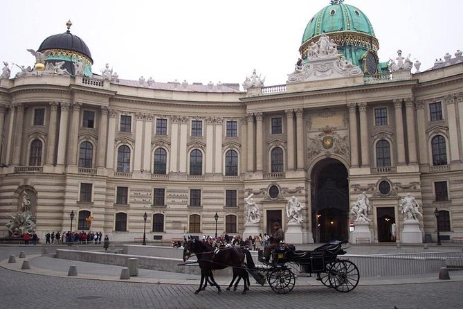 Budapest to Vienna Private Costumizable Day Tour with Lunch - The Hofburg area and St. Stephen’s: imperial power meets everyday Vienna