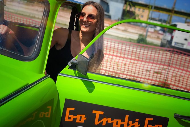 Budapest Trabant Tour- Go Trabi Go - Driving a Trabant in Budapest: the mechanics you must respect