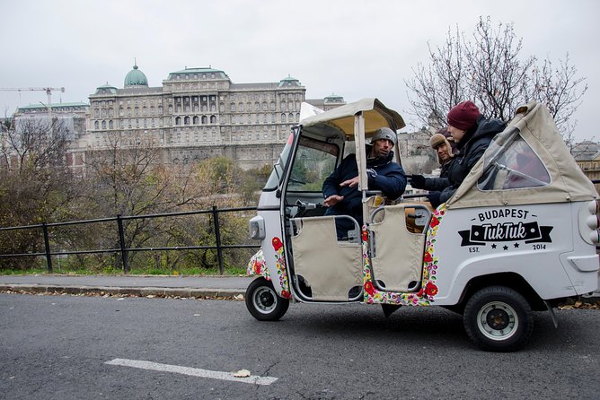 Budapest Tuk Tuk Tour with House of the Unicum Distillery Visit - Heroes’ Square and the Danube View Zones