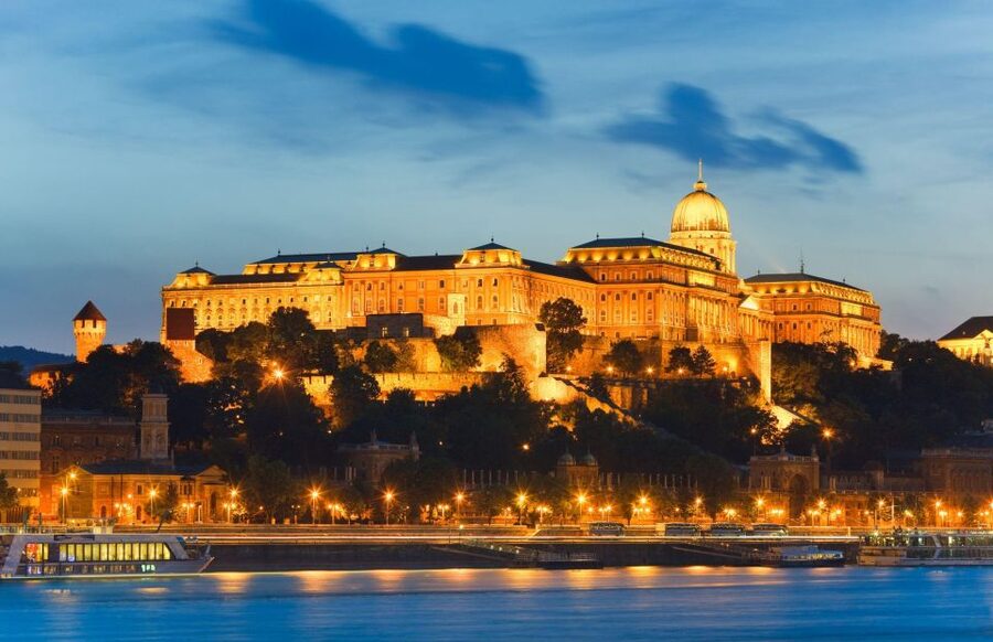 Budapest: Unlimited Prosecco and Wine Sightseeing Cruise - Key things I think you should know before you go