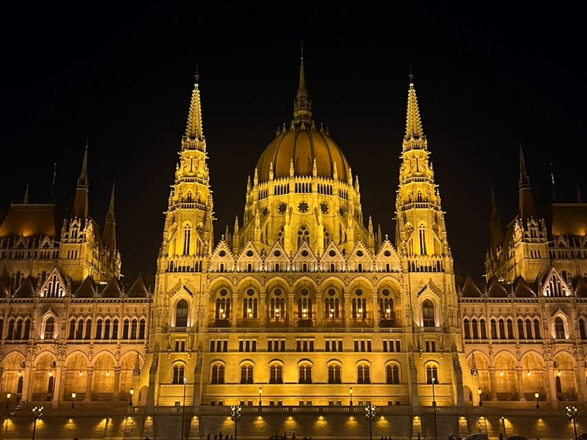 Budapest: Unlimited Prosecco, Beer and Aperol Spritz Cruise - Danube Night Views, Plus Drinks That Actually Keep Flowing