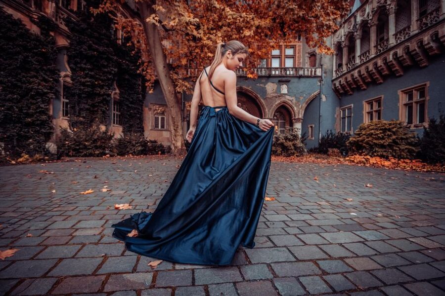 Budapest: Vacation Photographer to collect great memories - Posing help that actually feels human