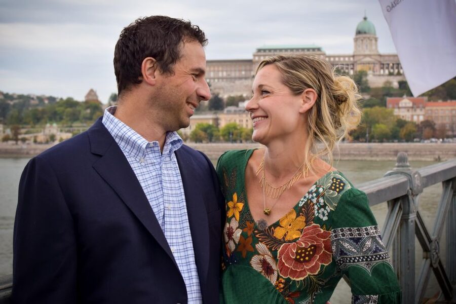 Budapest: Vacation Photographer to collect great memories - Fisherman’s Bastion and the Matthias Church area: portraits with fewer tourist interruptions