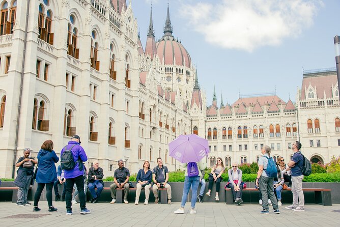 Budapest walking tour: Parliament and Shoes Memorial - Meeting at St. Stephen’s Basilica, and how to actually find your guide
