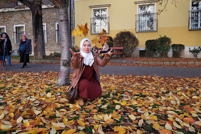 Budapest Walking Tour with Your Private Guide: 10+ Highlights - Little Princess Statue and Sándor Palace: Details You’ll Actually Remember