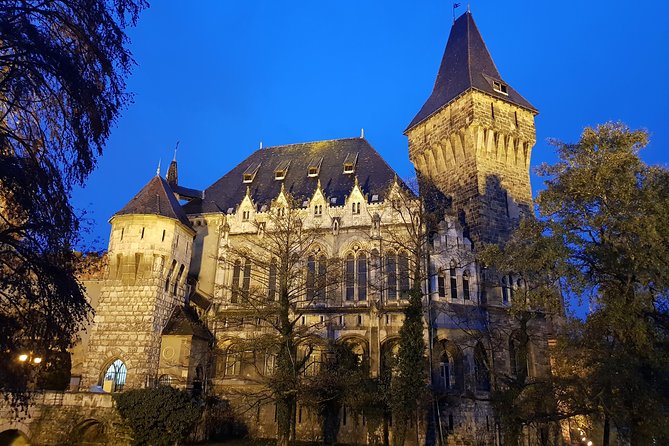 Budapest Walking Tour with Your Private Guide: 20+ Highlights - St. Stephen’s Basilica and Szabadság tér: what to pay to see inside