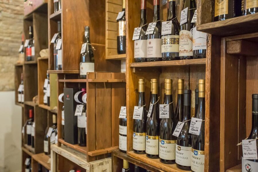 Budapest: Wine, Cheese, and Charcuterie Tasting - Finding The Tasting Table near National Museum and Astoria