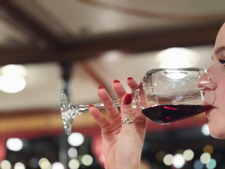 Budapest: Wine & Dine Cruise on the Danube - The sights from the river, stops you can actually use