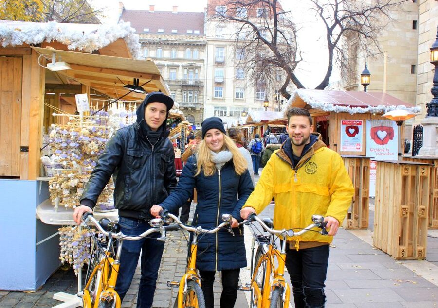 Budapest ❤️Winter Bike Tour with Coffee Stop❤️ - Meeting Yellow Zebra, then rolling into Budapest’s “main roads” feel