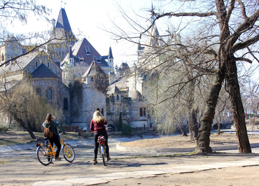 Budapest ❤️Winter Bike Tour with Coffee Stop❤️ - Price and value: what you get for $93