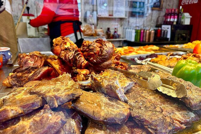 Budapest Wonderland - A Christmas Market Tour with Chimney Cake & Mulled Wine - Chimney cake at the best shop: what to expect and why it matters