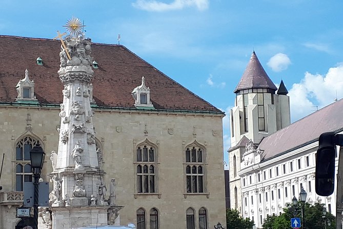 Castle district walk with legends - Church of Our Lady of Buda Castle: ancient forms and the why behind the details
