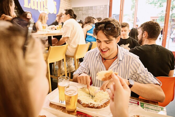 Central Budapest Food Walking Tour with Drinks Included - Guides and what they tend to do well