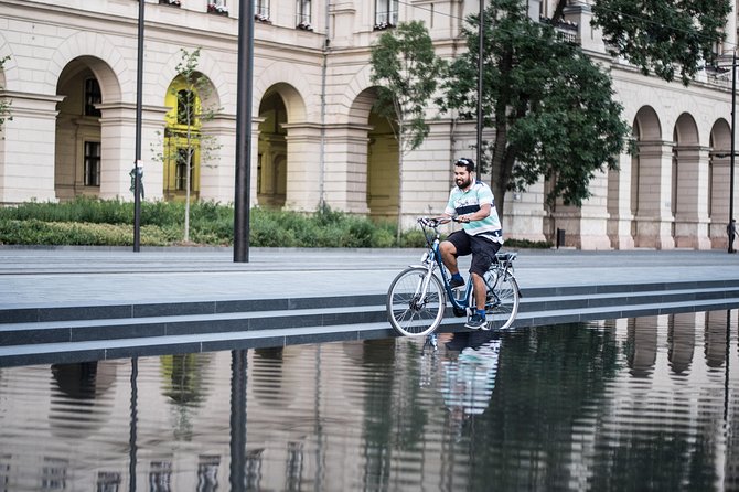 Coolest E-bike Tour in Budapest - Central Market Hall: a classic starter with free entry time