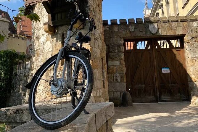 E-Bike Guided Tour in Castle Hill Budapest - Duna Corso: Your Danube Warm-Up and the Quick Photo Stop That Starts It Off Right