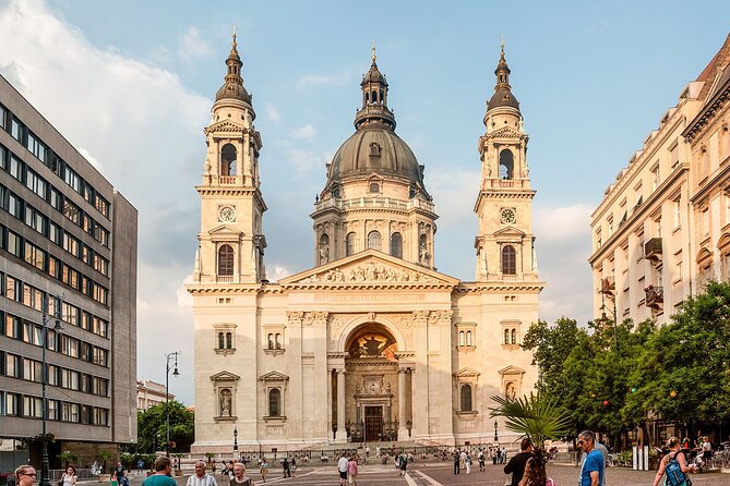 Essential Walking Tour - Entering Budapest’s essentials, without feeling rushed