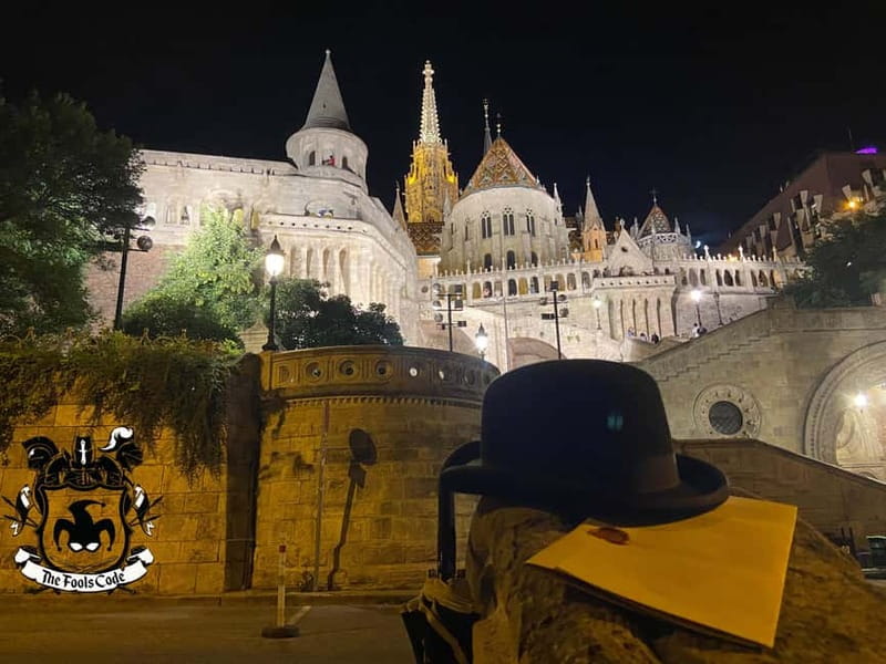 FoolsCode: EscapeRoom/Sightseeing tour with Actor Tourguide - Why Sunset Starting Times Are a Big Deal for Photos