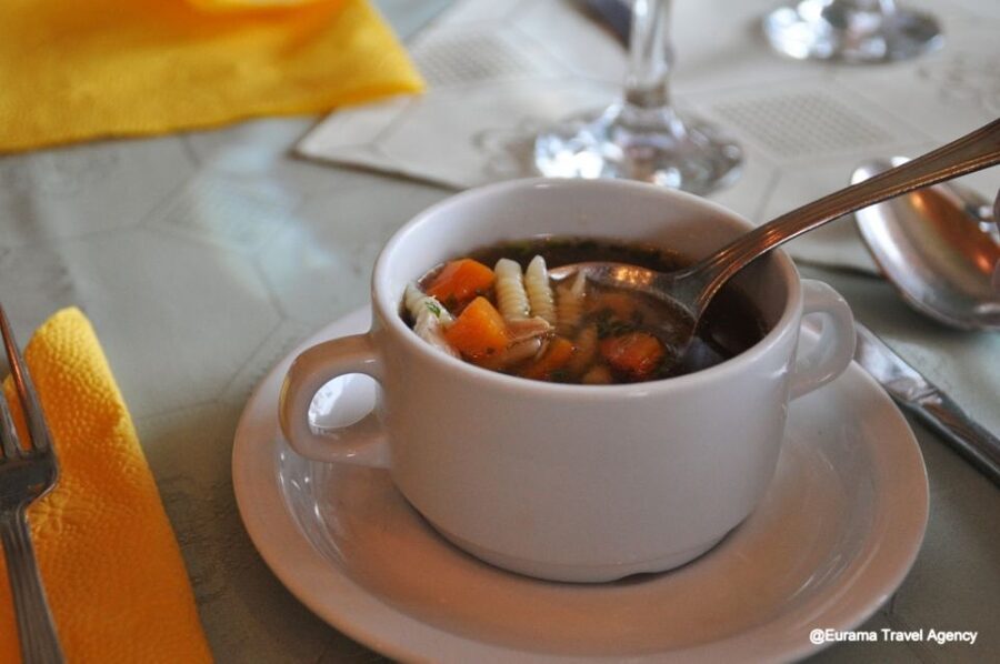 From Budapest: Full-Day Danube Bend Tour with Lunch - Visegrád Hill Views, and Lunch in the Mountain Area