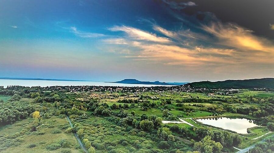 From Budapest: Lake Balaton Day Tour - Pace and practical tips: lunch, cash, what to pack
