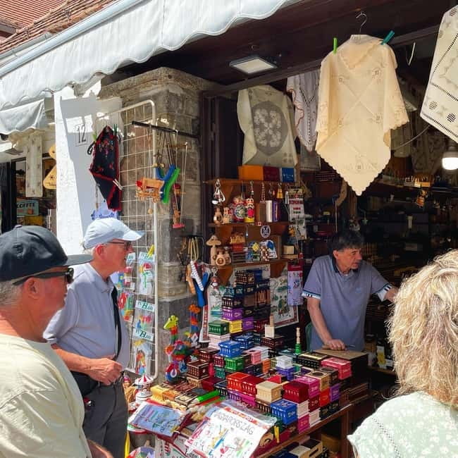 From Budapest: Szentendre Day Trip with Street Food - Szentendre’s art scene: where the galleries feel like everyday life