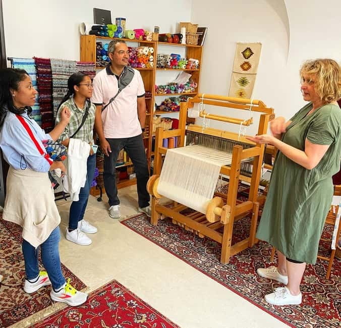 From Budapest: Szentendre Day Trip with Street Food - Break time and shopping: arts and crafts market included