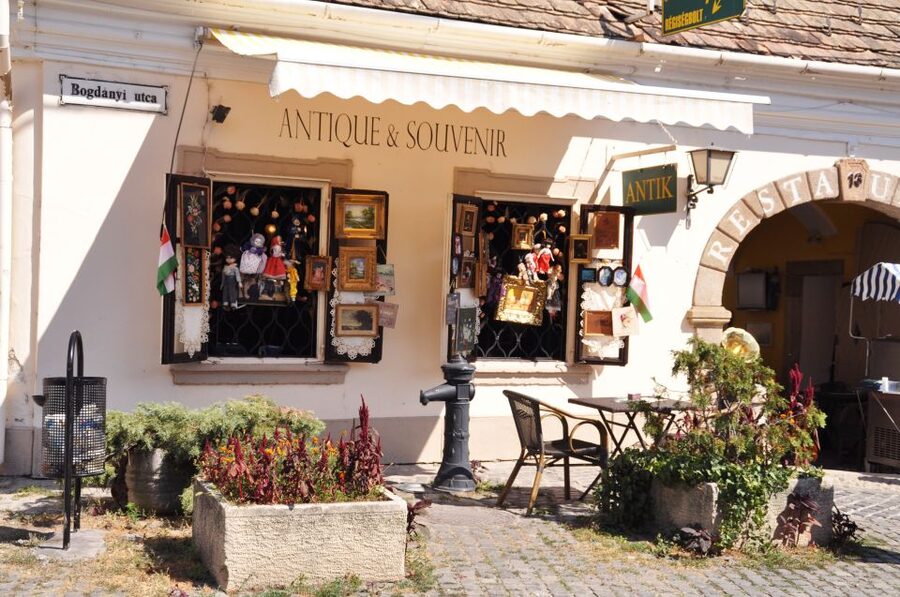 From Budapest: Szentendre Half-Day Tour - Return to Budapest by boat (or bus): the scenic finish you plan around