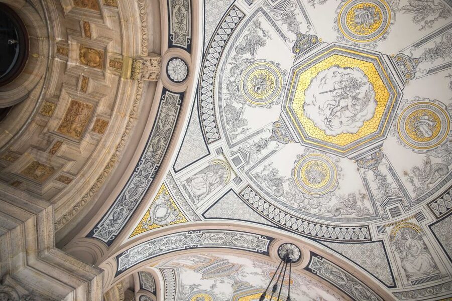 Full Day Budapest City Tour with Lunch, Wine & Dessert - What the “101 Sights and Tastes” Format Means in Practice