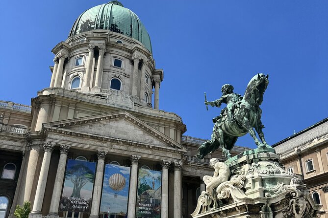 Gems of the Budapest Castle District Walking Tour - 1848 to the present: independence symbols, Houdini, and the funicular area