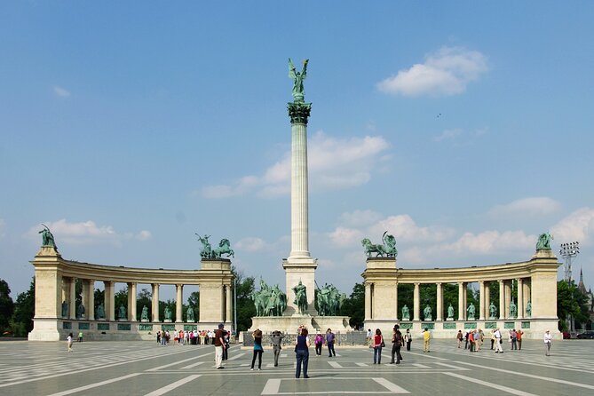 General sightseeing tour - A 4-hour private tour that gives you your bearings