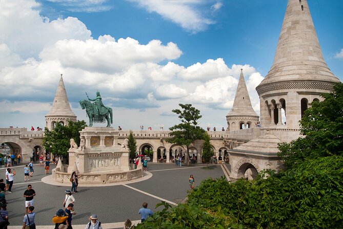 Guided Tour in Budapest Castle District - Meeting point and the flow of a 2-hour route