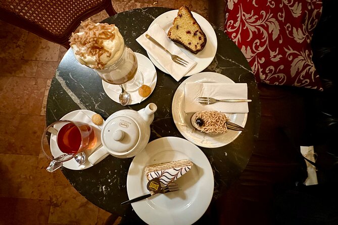 Guilty pleasures - A Budapest Dessert & Coffee House Tour - A 2.5-hour dessert loop that keeps you moving