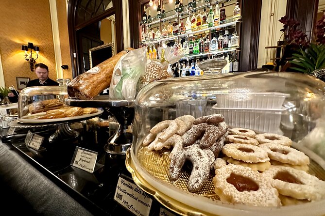 Guilty pleasures - A Budapest Dessert & Coffee House Tour - How the guide turns tasting into a real conversation